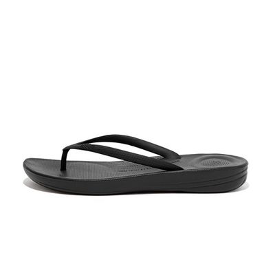 FITFLOP WOMEN&#39;S IQUSHION ERGONOMIC SLIPPERS ALL BLK
