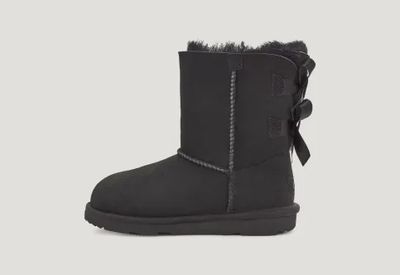 UGG GIRL'S WINTER BOOT BAILEY BOW BLK