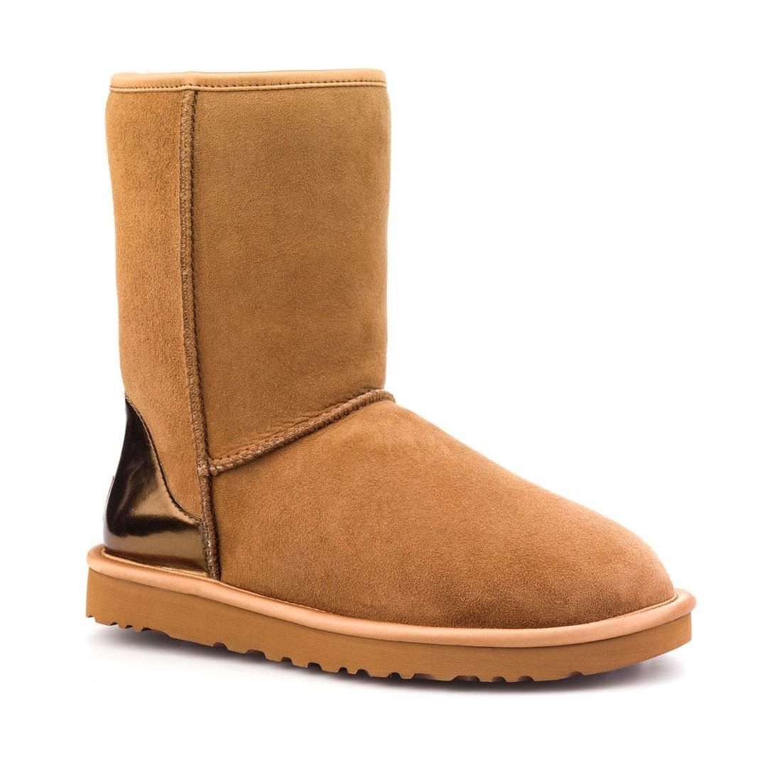 UGG WOMEN&#39;S WINTER BOOT CLASSIC SHORT METALLIC PATENT CHE
