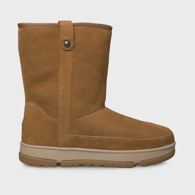 UGG WOMEN'S WINTER BOOT CLASSIC WEATHER SHORT CHE