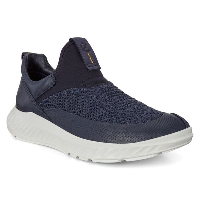 ECCO MEN&#39;S ST.1 LITE SLIP-ON ATHLETIC SHOE NIGHT SKY
