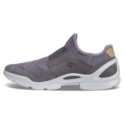ECCO WOMAN'S BIOM STREET ATHLETIC SHOE PINULA