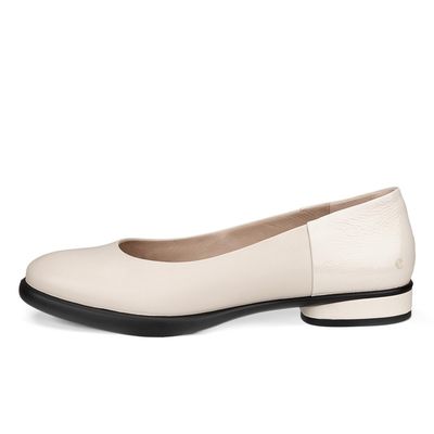ECCO WOMEN'S SCULPTED LX 15 BALLERINA DRESS SHOE