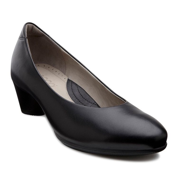 ECCO WOMEN&#39;S SCULPTURED 45 DRESS SHOE BLK