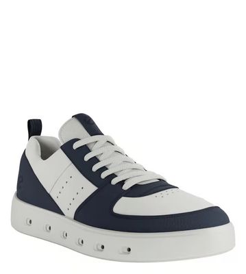ECCO MEN&#39;S STREET 720 LEATHER GORE-TEX CASUAL SHOE