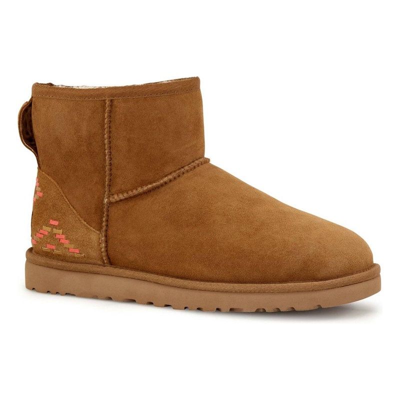 UGG WOMEN&#39;S CLASSIC MINI RUSTIC WEAVE CHE, Size: 6(US)