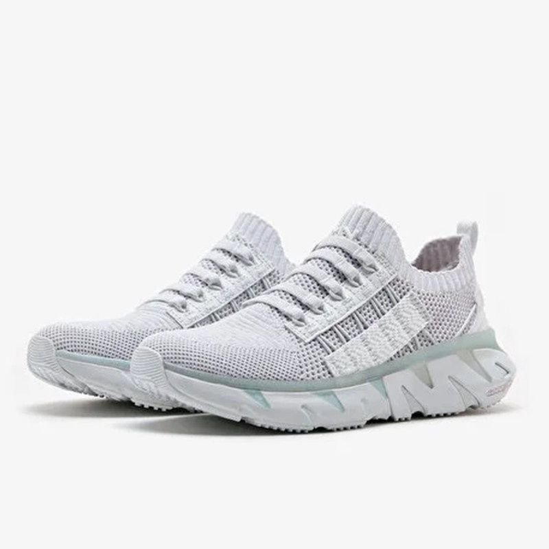 SKECHERS WOMEN&#39;S WHT ZIGGY-TEGIN CASUAL SHOES, Size: 6(US)