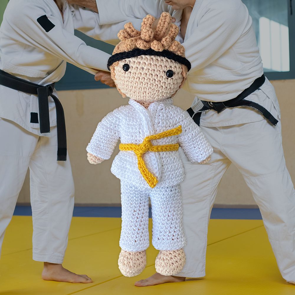 Häkelset Judo Outfit Kareltje