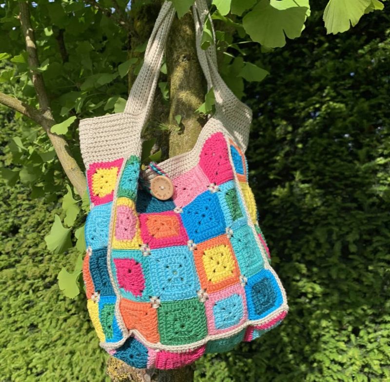 Häkelanleitung: Sommerliche Patchwork Tasche (Digital)