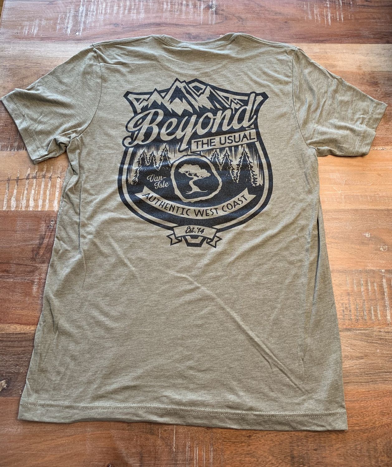 BTU Men&#39;s Badge Tee Olive