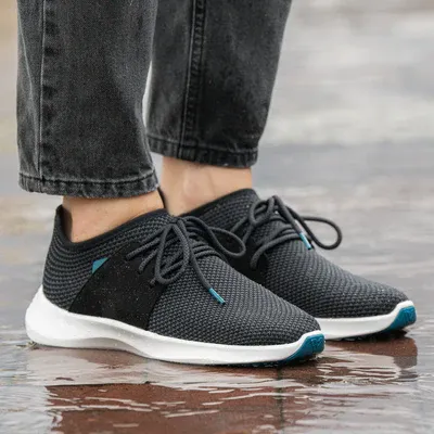 Vessi Women&#39;s Everyday Classic Sneaker - Midnight Black