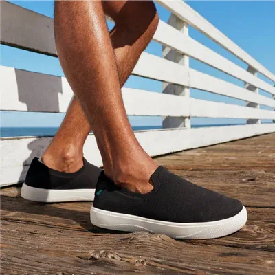 Vessi Men&#39;s Boardwalk Slip-on Sneaker - Boulder Black