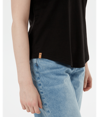 Tentree Women Brackley Tee - Meteorite Black