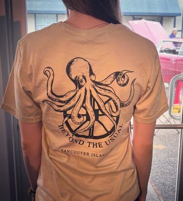 BTU Adult Unisex Octopus SS Tee - Sand