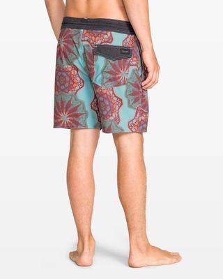Volcom Mens Star Shields Stoney Boardshort