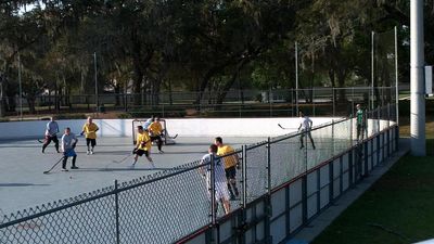 BALL HOCKEY