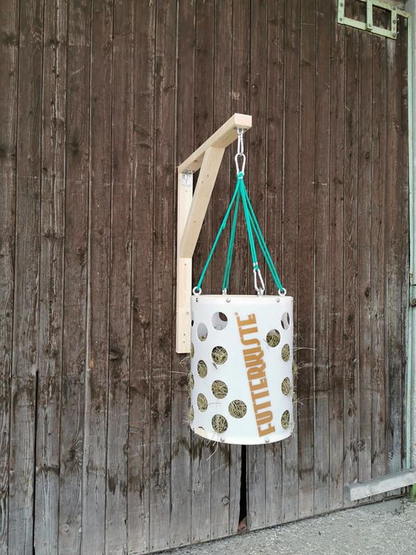 Original HORSEFEED BOX FunGame Short
