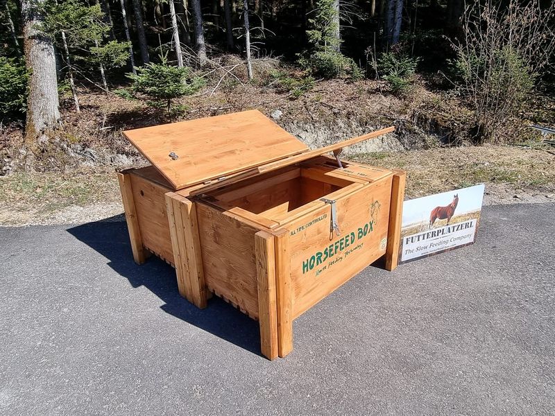 Original HORSEFEED BOX FULL TIME CONTROLLED DEEP  DOUBLESIDE