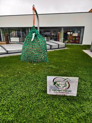 Original HORSEFEED BOX Heusack MIDI - NEW Diamond Cord Original HORSEFEED BOX Heusack MIDI - NEW Diamond Cord