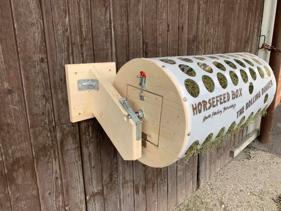 Original HORSEFEED ROLLING DINNER 40 Original HORSEFEED ROLLING DINNER 40