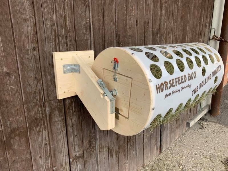 Original HORSEFEED ROLLING DINNER 40