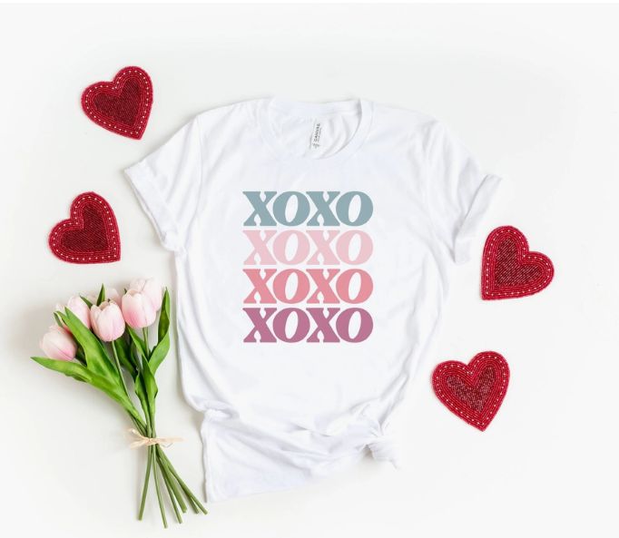 A-95  XOXO Valentine Shirt White