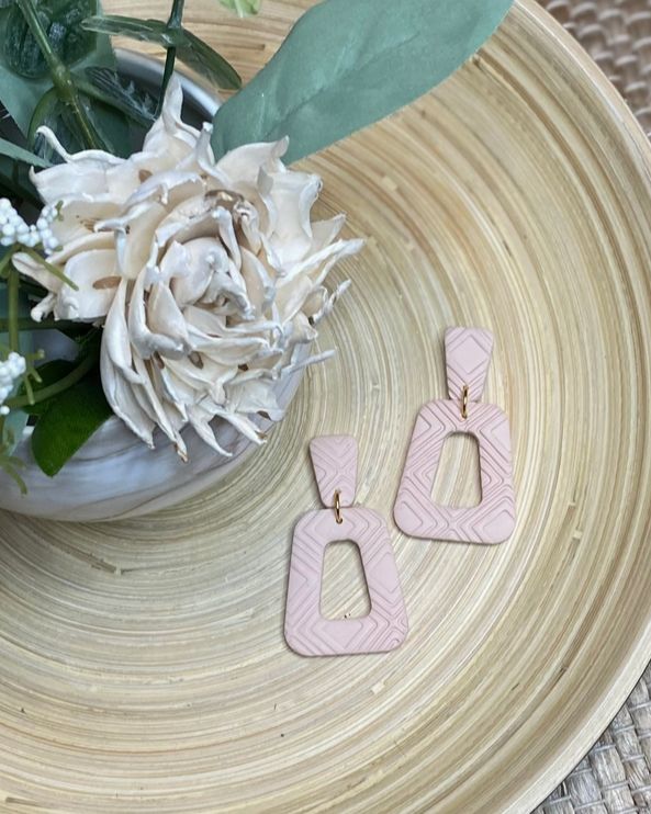 Elly Blush Earrings