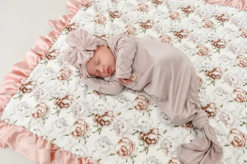 Floral Dreams Luxe Cuddle Blanket