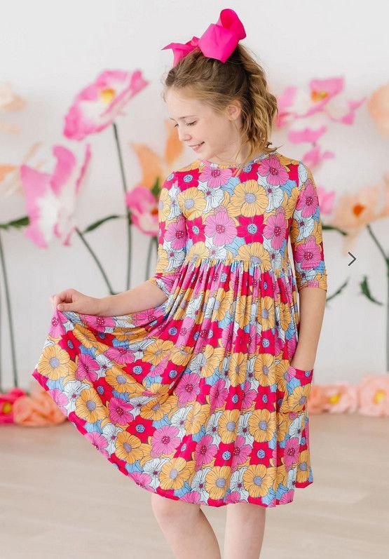 Wonderland Floral 3/4 Sleeve Pocket Dress