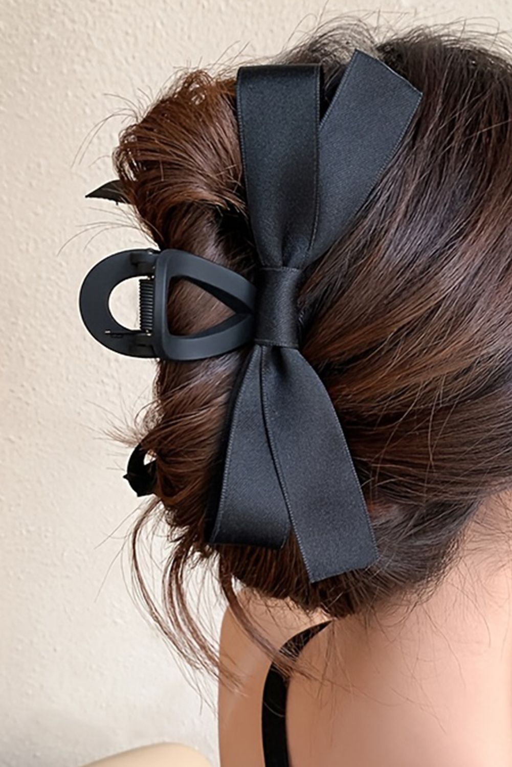 Black Bow Decor Hair Clip