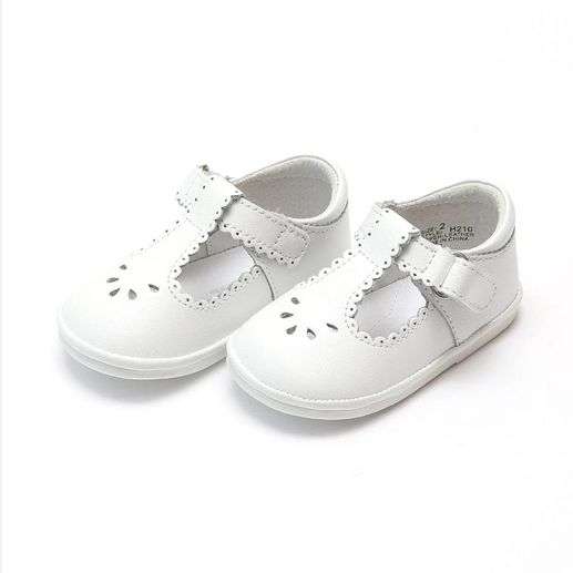 A-95 Dottie Scalloped Perforated MJ Gray