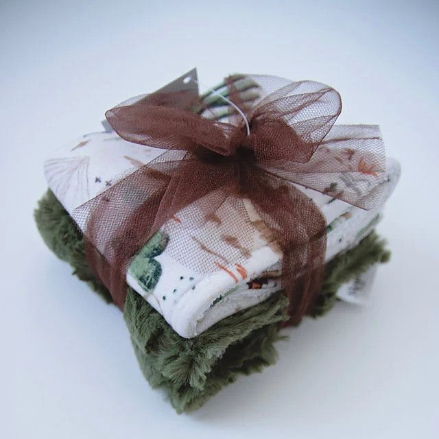 Western Wyatt  Burp Cloth Set
