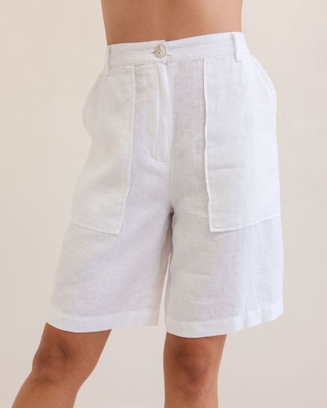Kaleido White Linen Short K106W