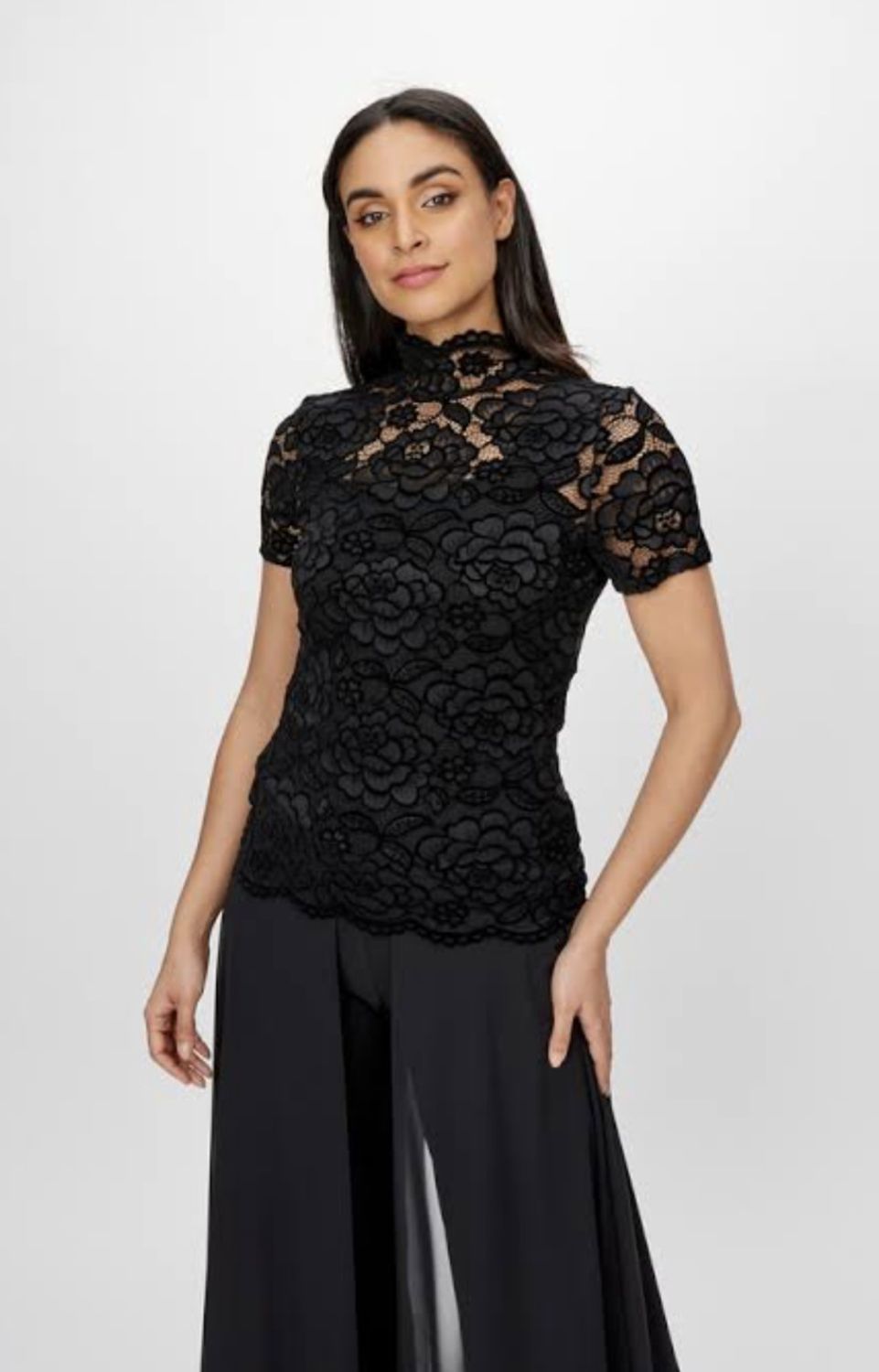 Frank Lyman Lace Top 219180