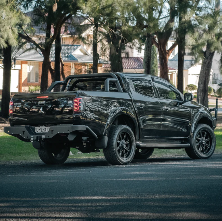 ROCKARMOR ELITE STEEL REAR STEP / TOW BAR TO SUIT MITSUBISHI TRITON MQ 2015 - 2018
