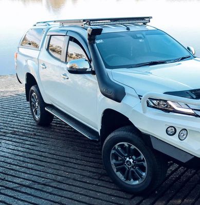 ROCKARMOR STEEL ROCKSLIDER SIDE STEPS TO SUIT MITSUBISHI TRITON MQ & MR 2015 To Current ROCKARMOR STEEL ROCKSLIDER SIDE STEPS TO SUIT MITSUBISHI TRITON MQ & MR 2015 To Current