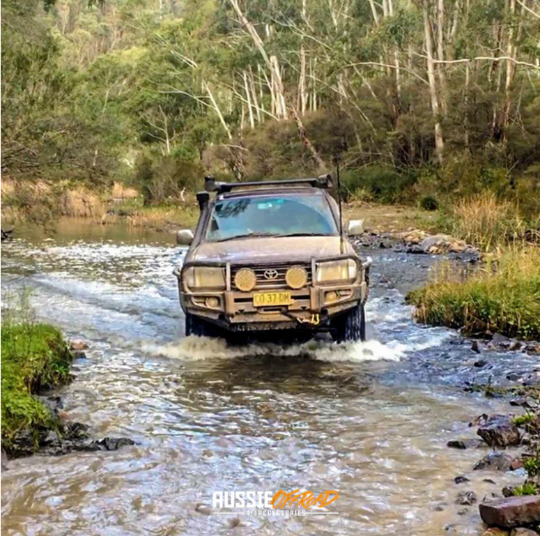 ROCKARMOR PREMIUM STEEL BULLBAR TO SUIT TOYOTA LANDCRUISER FJ105 1998-2002 (LIVE AXLE)(Full Bar Replacement)