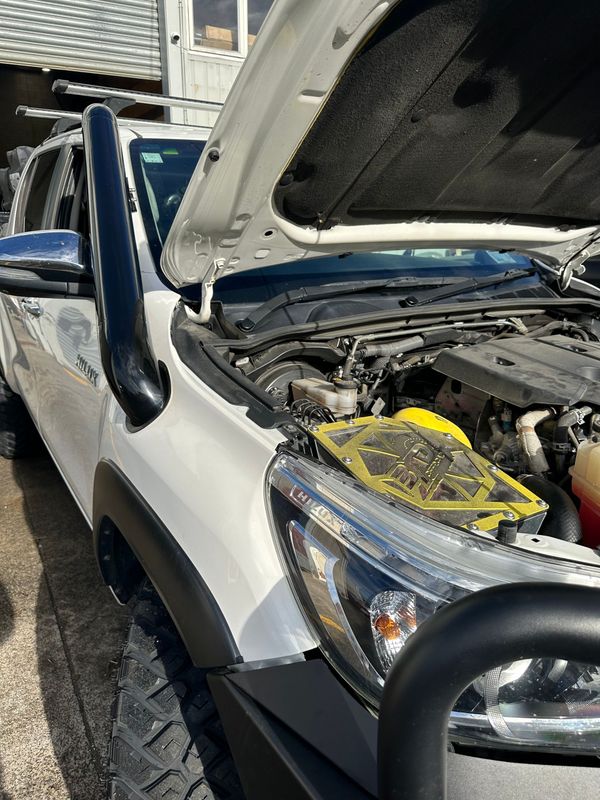 4" Raw Stainless Finish Snorkel for Toyota Hilux
