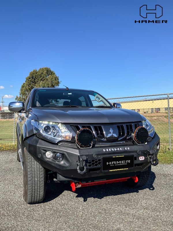 King series bull bar for Mitsubishi Triton MQ (2015 -2018) King series bull bar for Mitsubishi Triton MQ (2015 -2018)