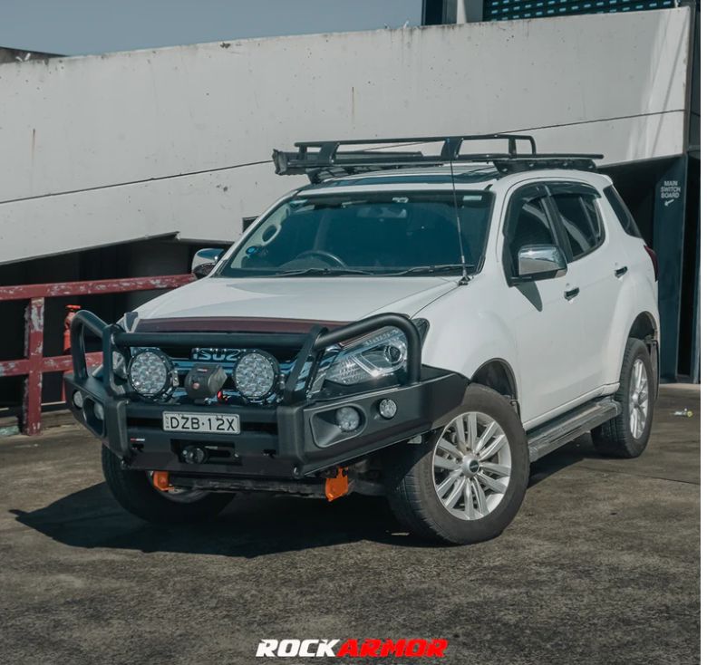 ROCKARMOR ELITE HOOP BULLBAR TO SUIT ISUZU MUX 2013-2017 ROCKARMOR ELITE HOOP BULLBAR TO SUIT ISUZU MUX 2013-2017