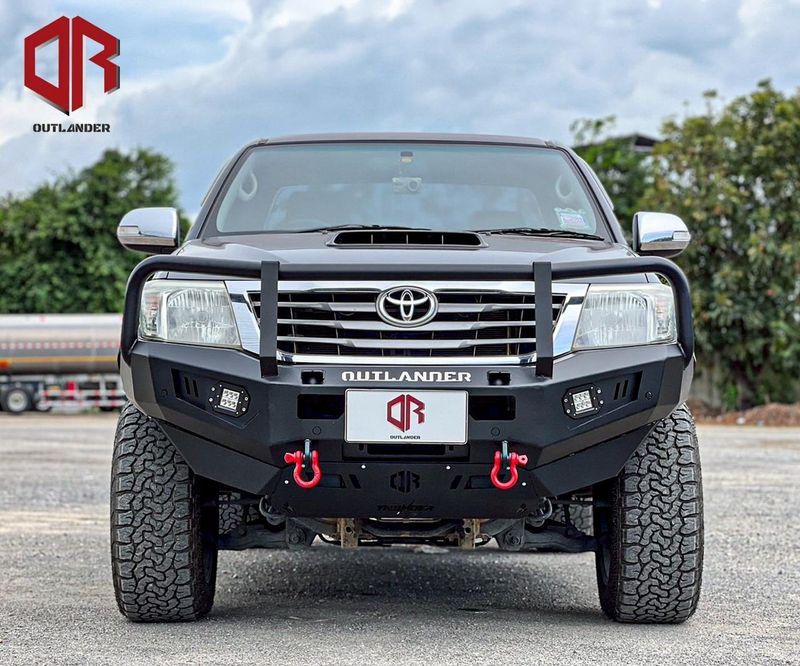 Outlander4x4 Thunder Toyota Hilux 2011-2015 Bull Bar | Loop