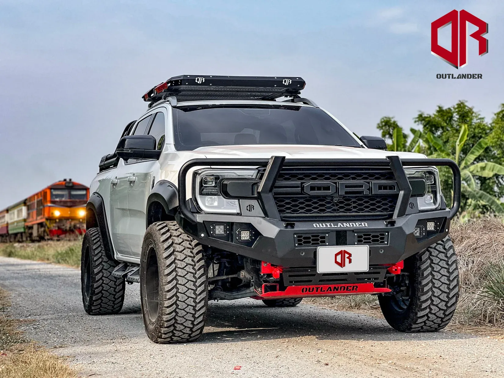 Outlander 4x4 Ford Ranger 2022 - 2025 Bull Bar | Loop