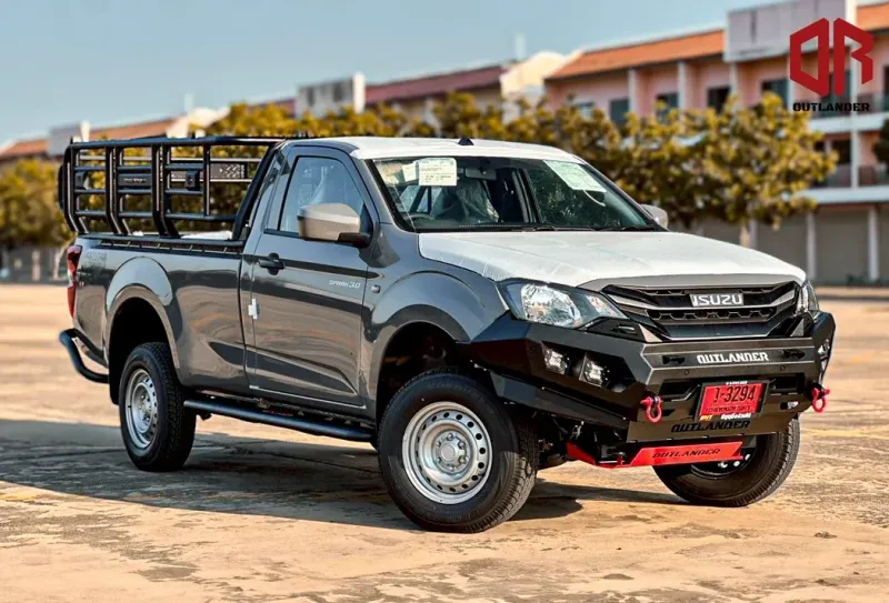 Isuzu Dmax 2020-2026 Bull Bar | Loopless Outlander 4x4 Isuzu Dmax 2020-2026 Bull Bar | Loopless Outlander 4x4