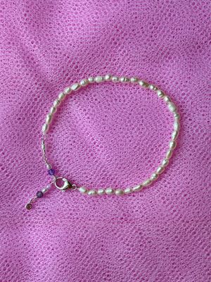 armbånd med små perler hob