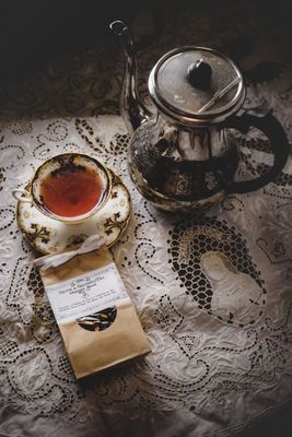100g Midnight (Black Tea) – 1700s