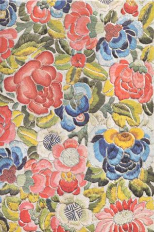 PaperBlanks: Pear Garden (Peking Opera Embroidery)