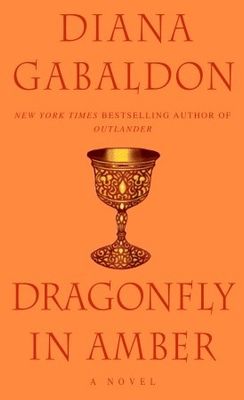 Dragonfly in Amber (Outlander #2) by Diana Gabaldon