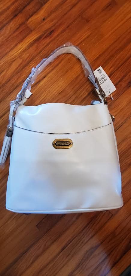 Pearl Shoulder Bag