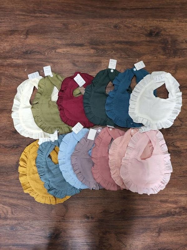Ruffled Baby Bib