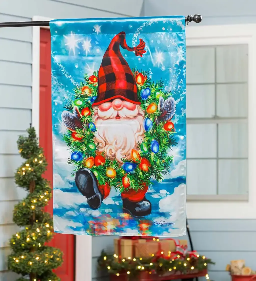 Gnome with a Christmas Wreath Garden Lustre Flag